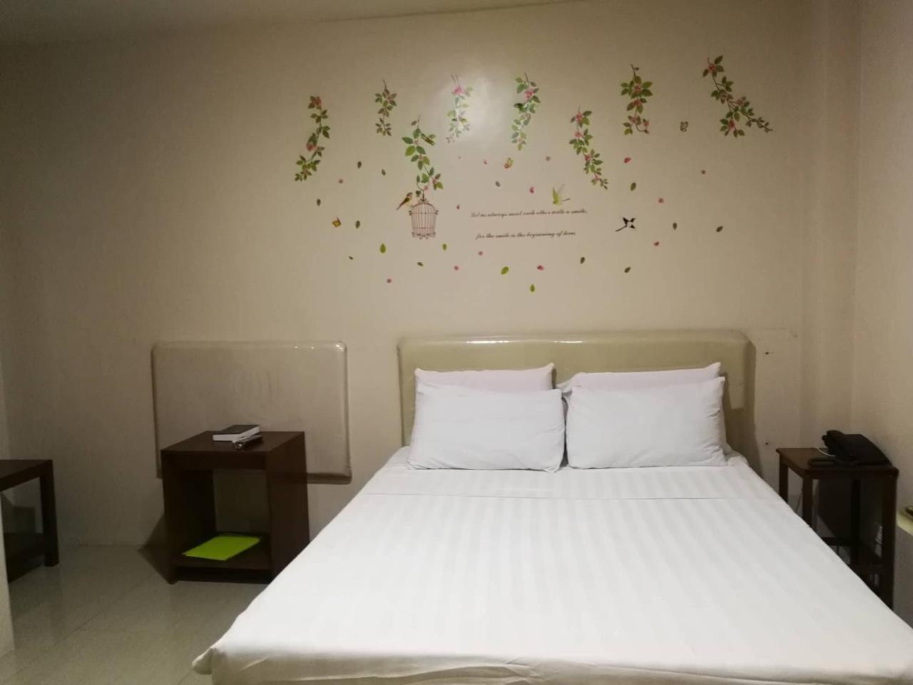 Hotel Liatris レガスピ エクステリア 写真