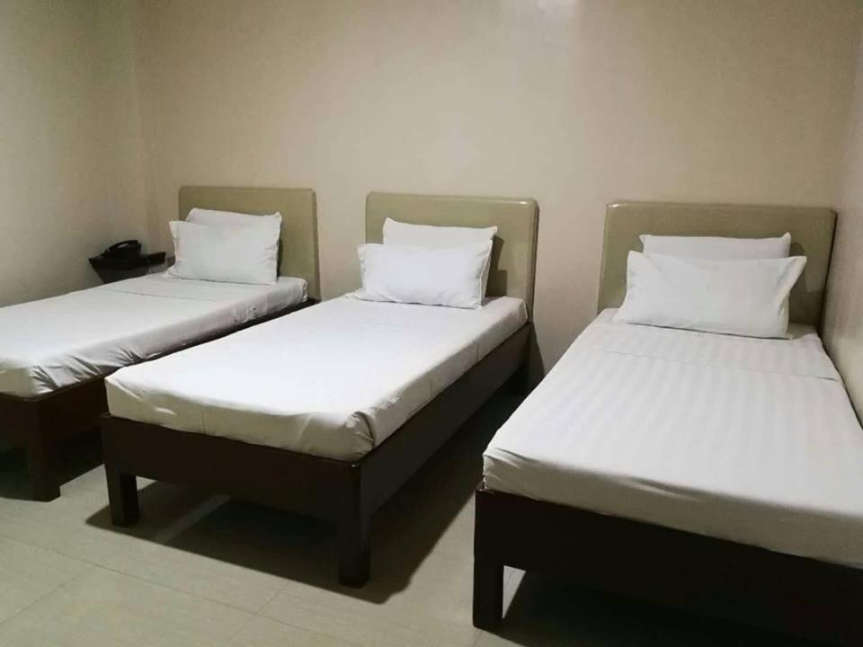 Hotel Liatris レガスピ エクステリア 写真